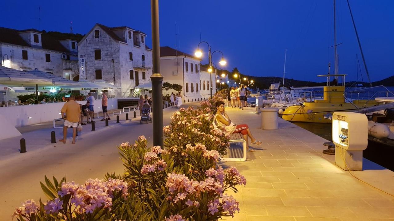 Lastin Dvor Rogoznica  Exterior foto