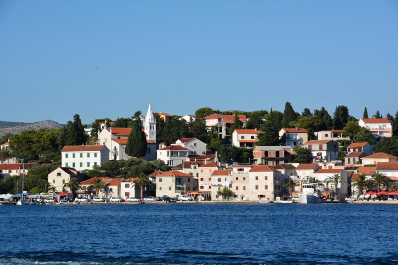 Lastin Dvor Rogoznica  Exterior foto